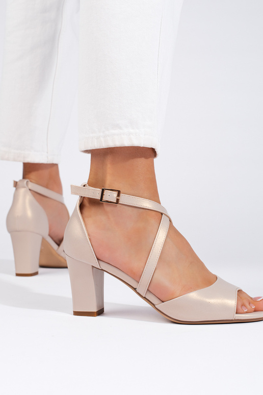 Elegante Sandalen von Paseczkami... Elegante Sandalen von Paseczkami...