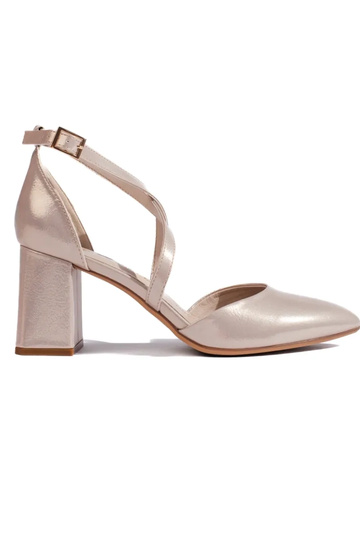 goldene High Heels von...