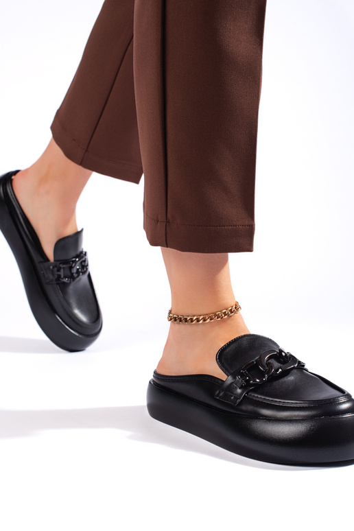 Stiefel schwarze Farbe Hausschuhe