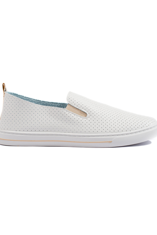 mit durchbrochenen Elementen...