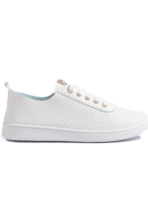 mit durchbrochenen Elementen, weiße...