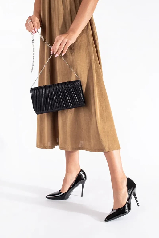 Klassisches Modell mit schwarzen High... Klassisches Modell mit schwarzen High...