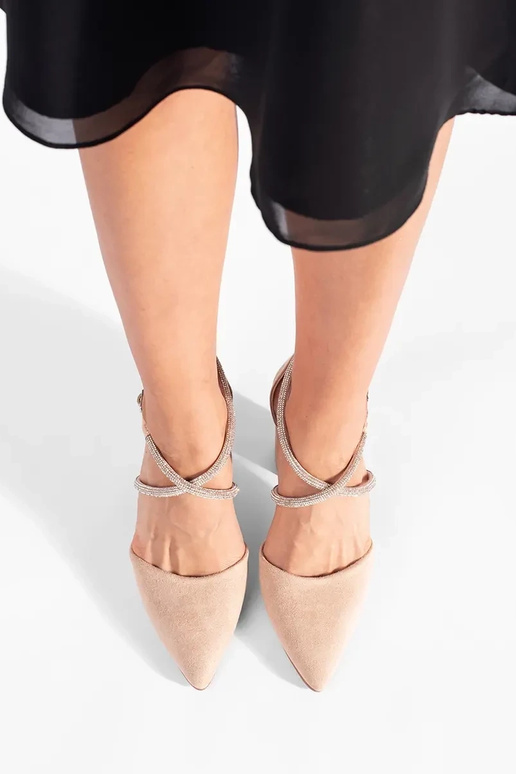 Beige Wildleder-High-Heels mit... Beige Wildleder-High-Heels mit...
