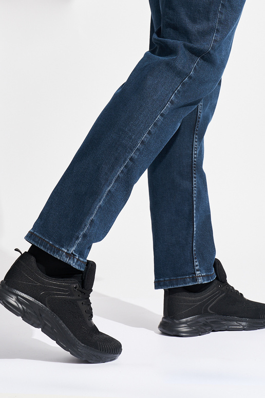 schwarze Sportschuhe für Herren