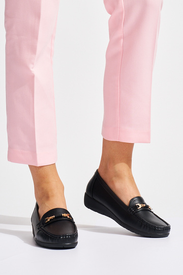 schwarze Damenmokassins ze... 2