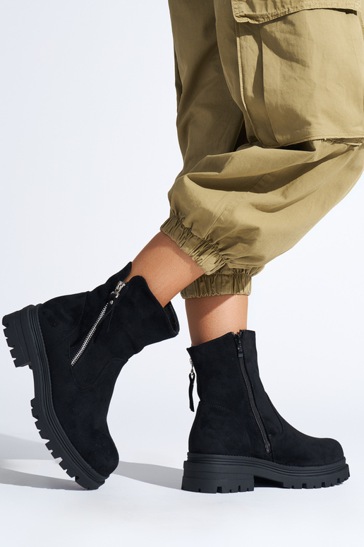 schwarze Damenschuhe mit dekorativem...