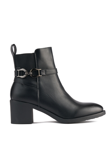schwarze Damenschuhe mit...