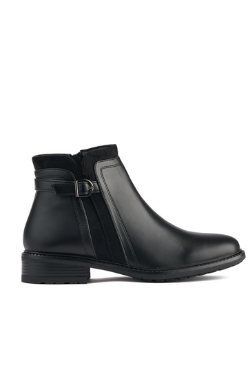 schwarze Damenschuhe mit...