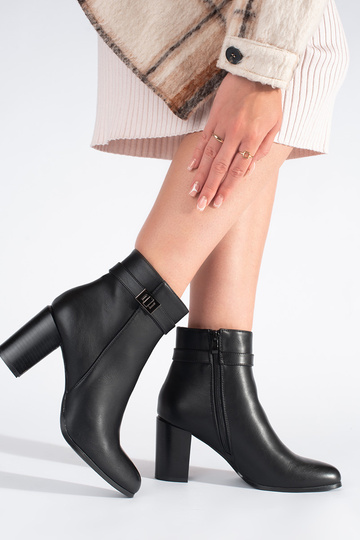 schwarze Schuhe elegant... 2