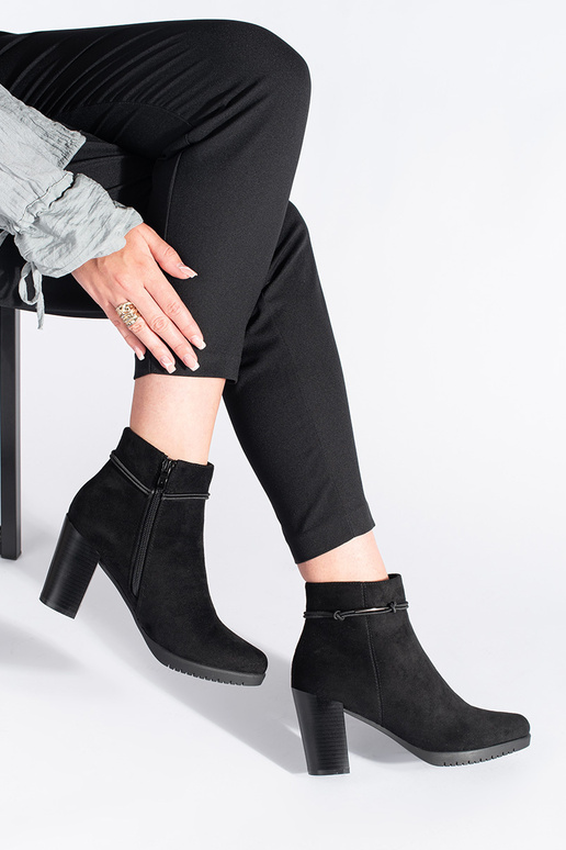 Elegante Wildlederstiefel von Sergio... Elegante Wildlederstiefel von Sergio...