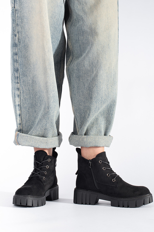 Schwarze Wildleder-Schnürschuhe von...