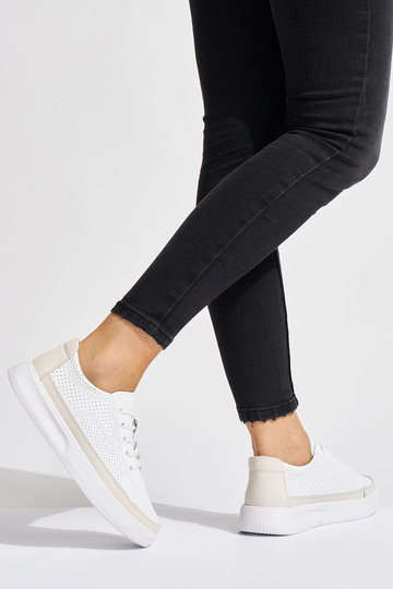 Durchbrochene Lederschuhe... 2