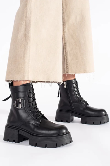 Haut schZuarze Farbe Schuhe... 2