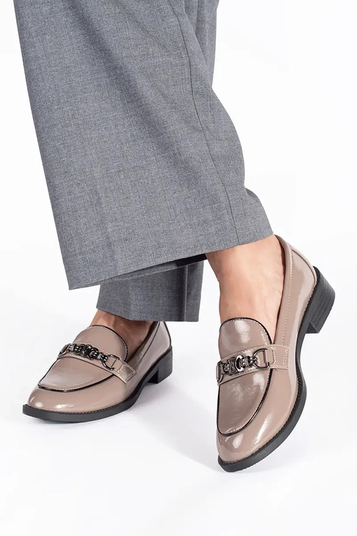 mit Lackeffekt Beige Mokassins für Damen mit Lackeffekt Beige Mokassins für Damen