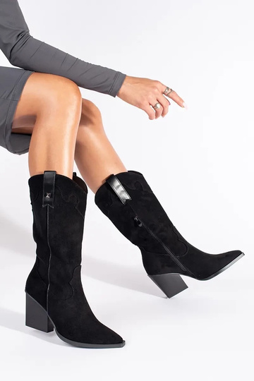 schZuarze Farbe aus... 2