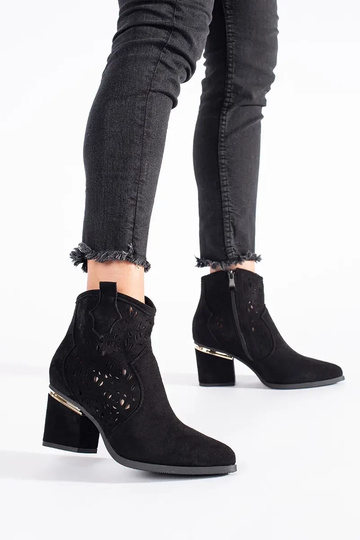 schZuarze Farbe... 2