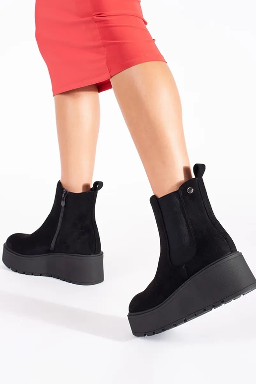 schZuarze Farbe aus INildleder... schZuarze Farbe aus INildleder...