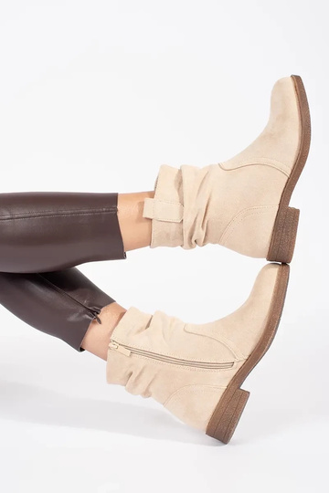 Beigefarbene Cowboystiefel 2