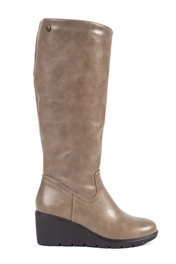 Beige lange Schuhe mit Plateau
