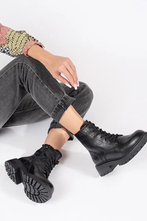 Schwarze Leder Plateauschuhe für...