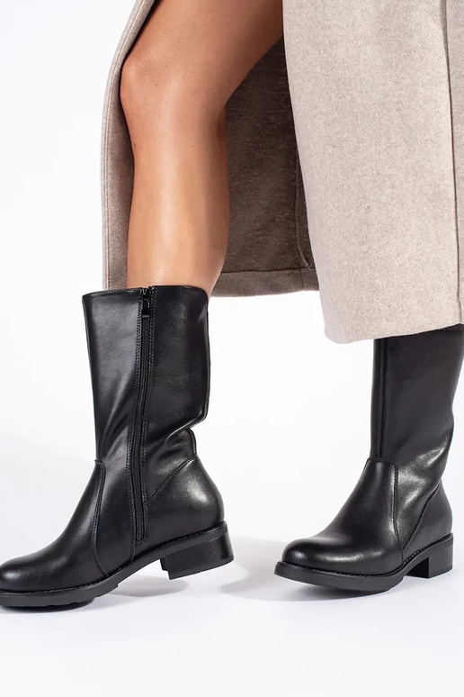 Damenschuhe aus schwarzem Leder von...