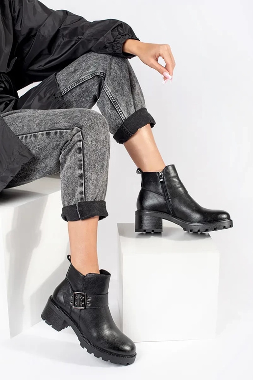 Schwarze Damen Lederschuhe mit...