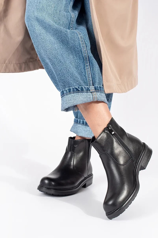 Schwarz Leder Chelsea flache Sohle... Schwarz Leder Chelsea flache Sohle...