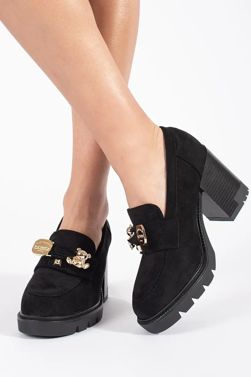 Schwarze Sandaletten mit Absatz aus...