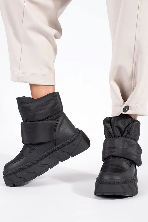 Damen Schneestiefel schwarz auf... Damen Schneestiefel schwarz auf...