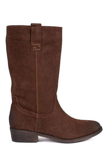 braune Farbe Haut Stiefel...