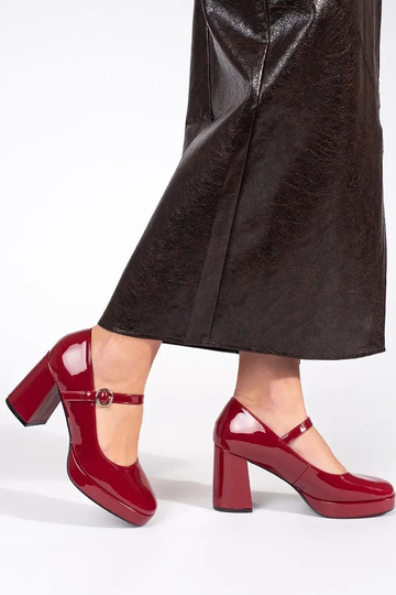 Rote Lack-Sneakers mit... 2