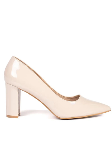 Eleganter Stil lackiert...