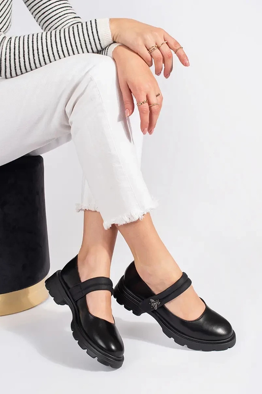 schZuarze Farbe Frauen Schuhe auf...