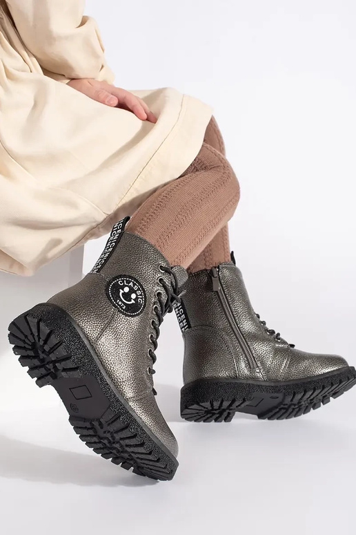 Kindisch isolieren geschnürt Schuhe... Kindisch isolieren geschnürt Schuhe...