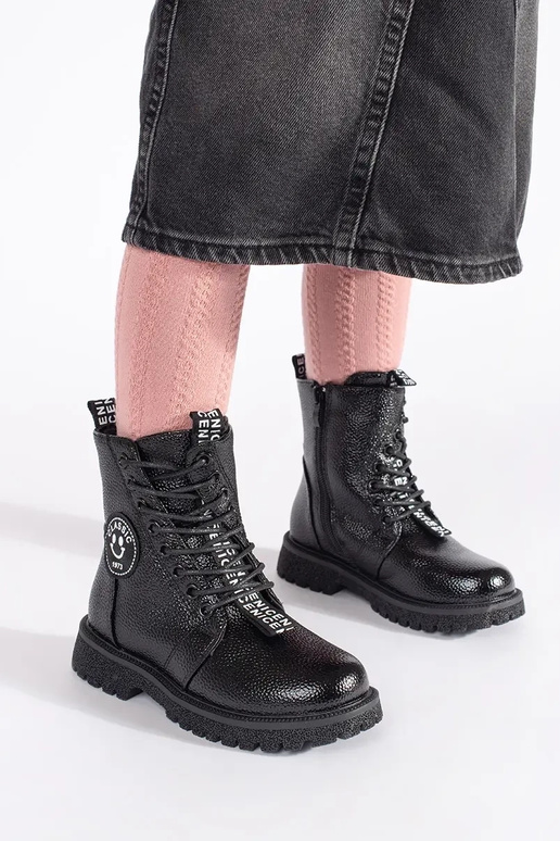 schZuarze Farbe geschnürt Schuhe... schZuarze Farbe geschnürt Schuhe...