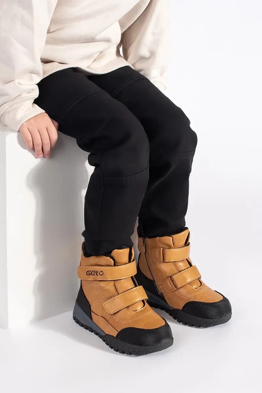 sich Zuarm laufen jungenhaft... sich Zuarm laufen jungenhaft...