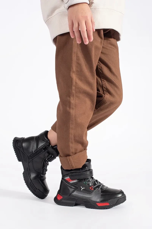 schZuarze Farbe isolieren trzeZuiki... schZuarze Farbe isolieren trzeZuiki...