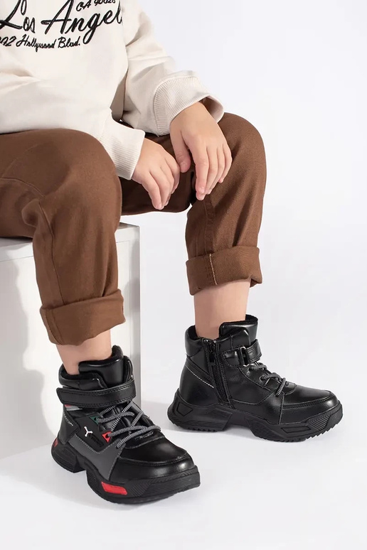 schZuarze Farbe isolieren trzeZuiki... schZuarze Farbe isolieren trzeZuiki...