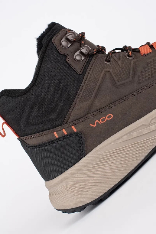 braune Farbe Männer gefesselt...