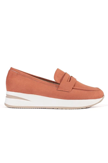 Rote High Heels aus Wildleder