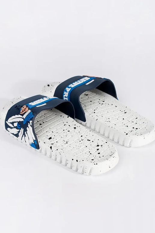 Weiße Poolslipper mit blauen Akzenten Weiße Poolslipper mit blauen Akzenten