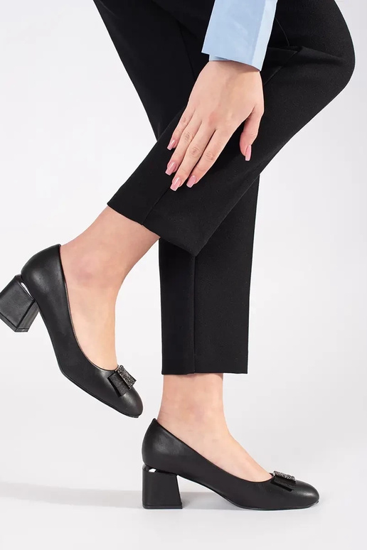 Schwarze Absatzschuhe