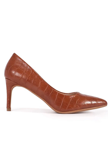 Braune High Heels auf Absatz