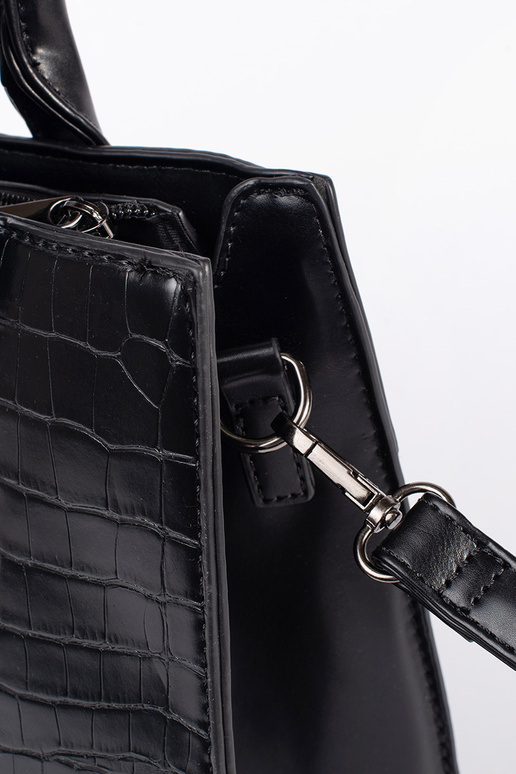 Schwarze mittelgroße Umhängetasche