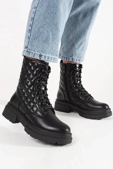 Schwarze gesteppten Stiefel... 2
