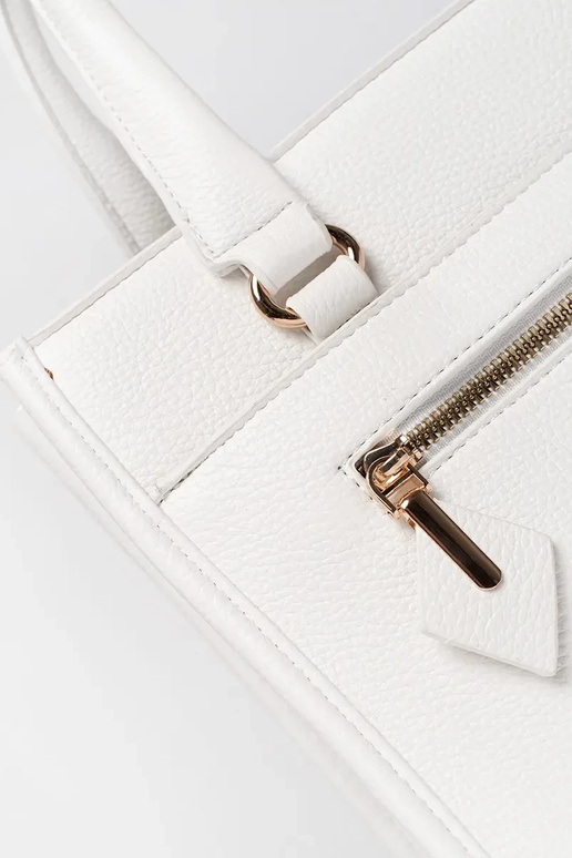 Weiße Handtasche mit Reißverschluss Weiße Handtasche mit Reißverschluss