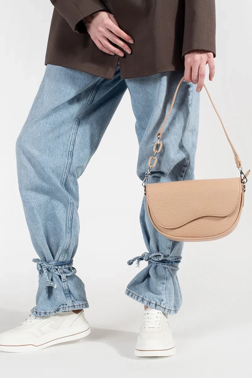 Elfenbeinfarbene Handtasche im... Elfenbeinfarbene Handtasche im...