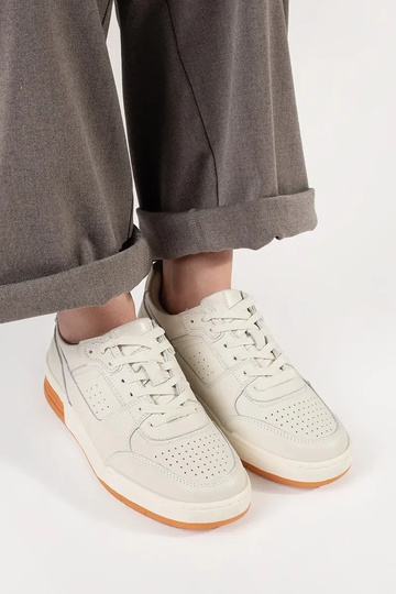 Weiße Sneakers,... 2