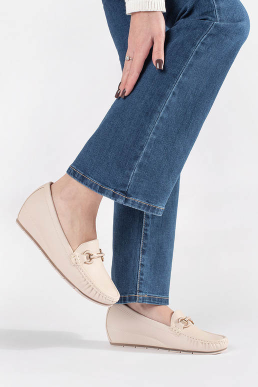 Sandfarbene Mokassins Sandfarbene Mokassins