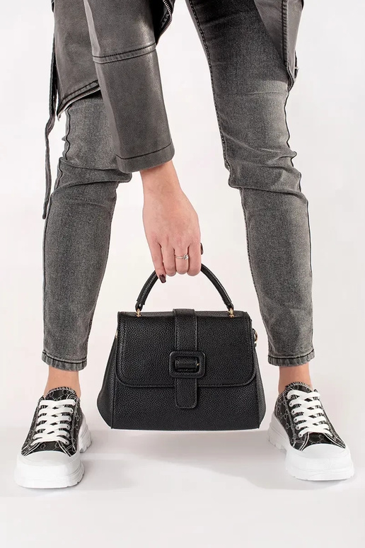 Schwarze kleine Tasche mit goldenen...